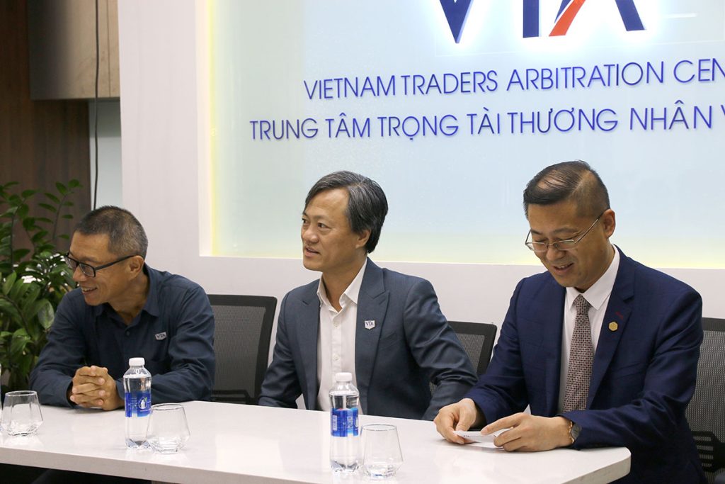 Đoàn Luật sư của Công ty Luật Zhong Yin (Trung Quốc) đến thăm và làm việc tại VTA